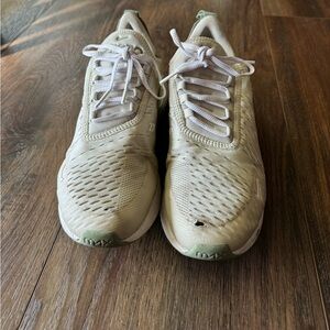 Women’s Nike Air max 270